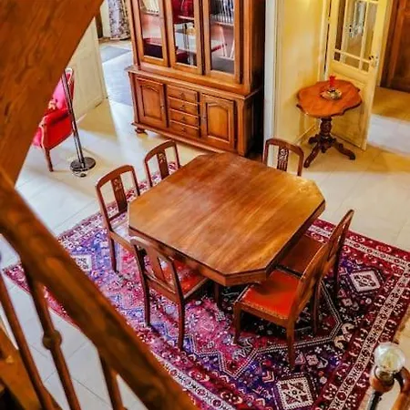 Maison Les Pieces Longues - Piscine