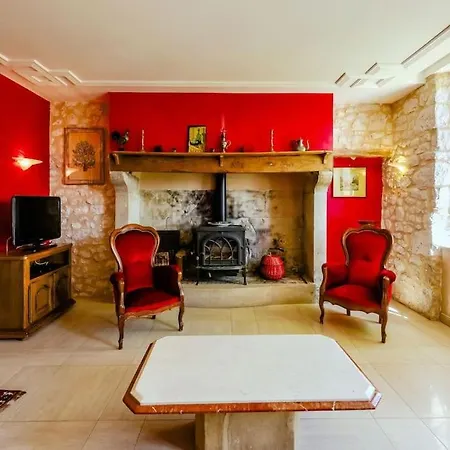 Maison Les Pieces Longues - Piscine Ferienhaus *